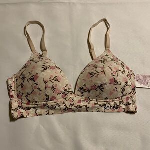 Kensie Size 34C NWT nude/tan/pink lightly lined bra. No underwire